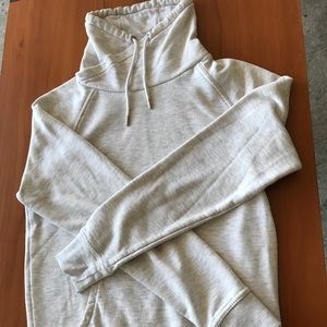 H&M light grey sweater